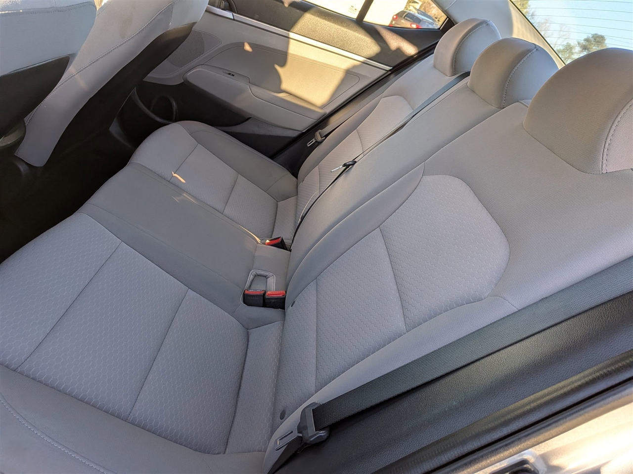 Hyundai Elantra  2020