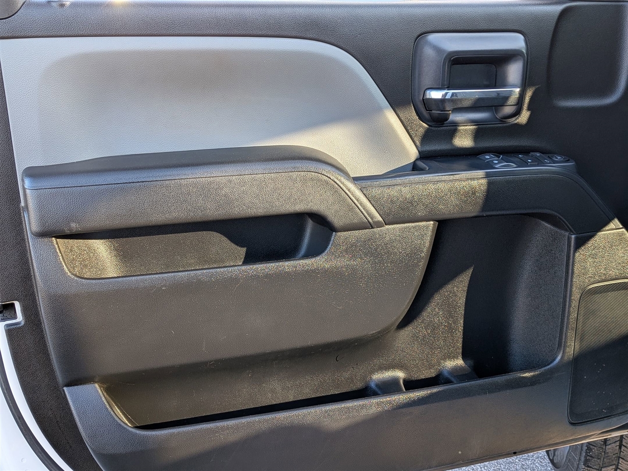 Chevrolet Silverado 3500HD 4WD Reg Cab 137.5" WB, 59.06" CA WT 2018