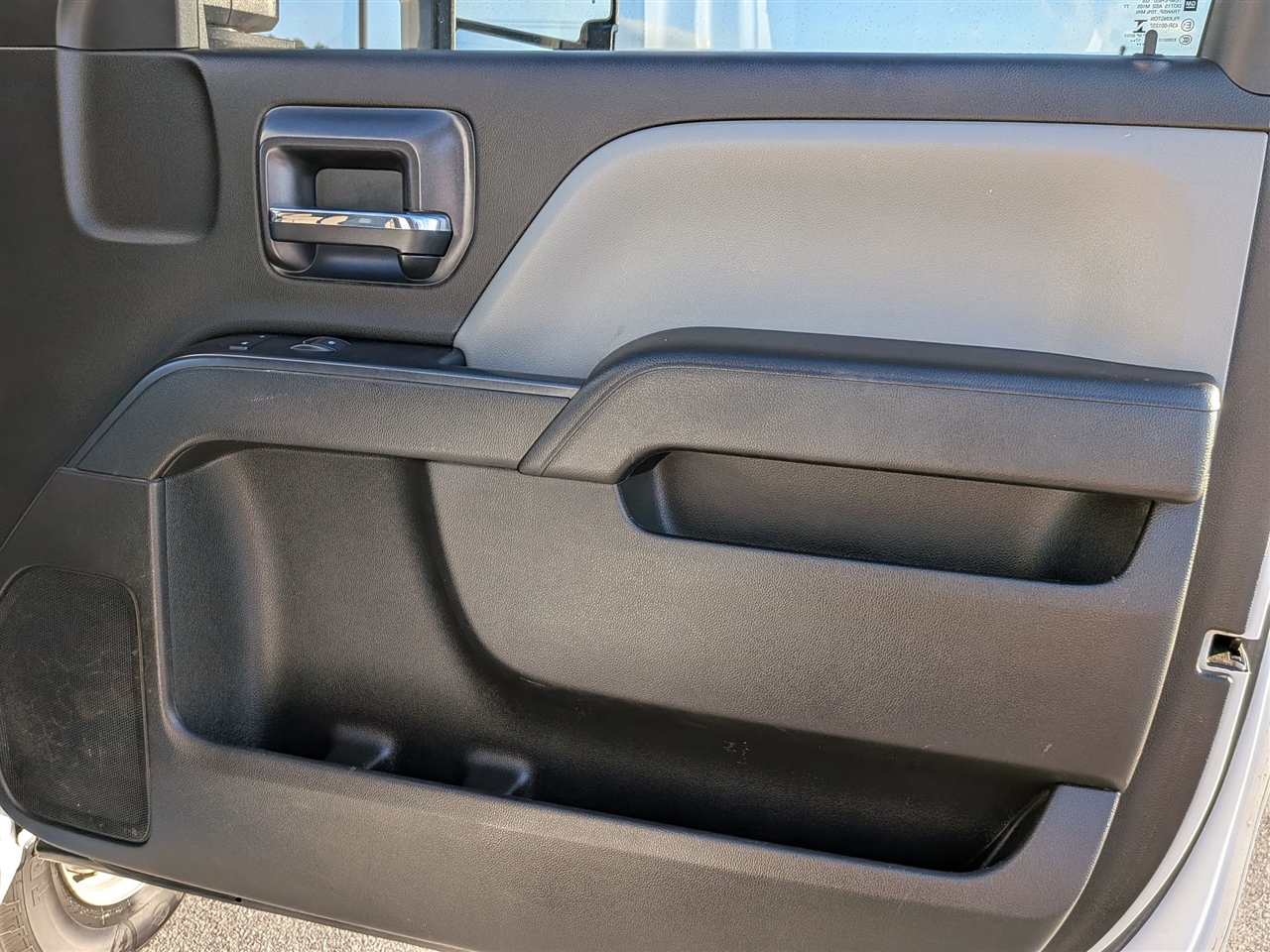 Chevrolet Silverado 3500HD 4WD Reg Cab 137.5" WB, 59.06" CA WT 2018