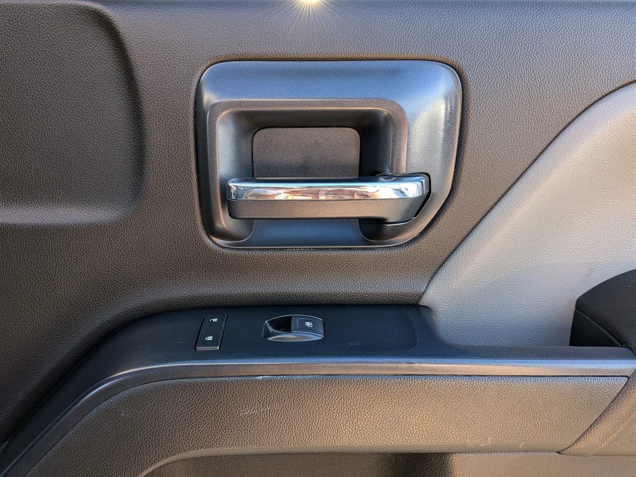 Chevrolet Silverado 3500HD 4WD Reg Cab 137.5" WB, 59.06" CA WT 2018