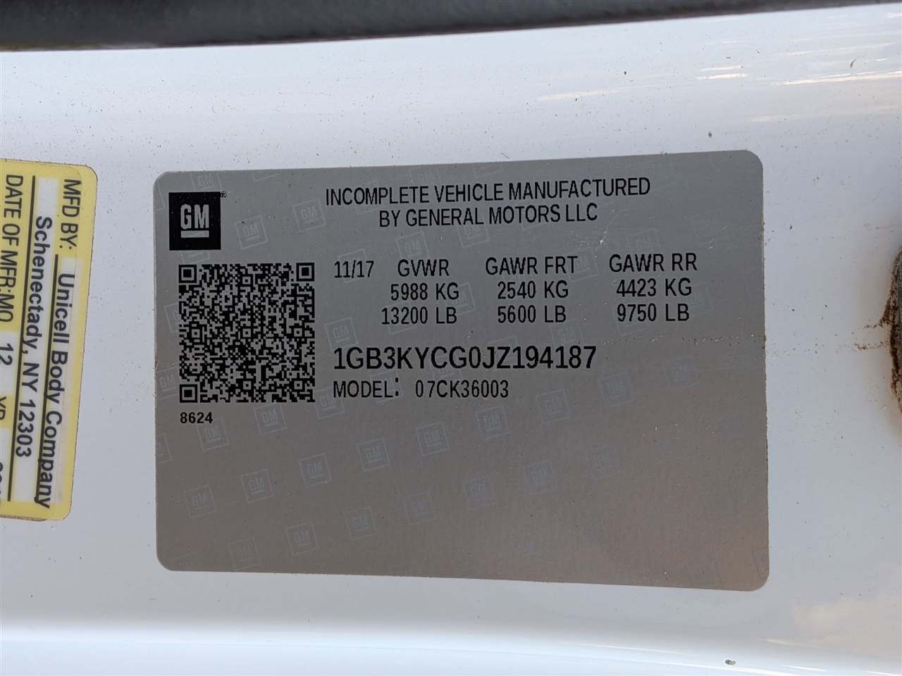 Chevrolet Silverado 3500HD 4WD Reg Cab 137.5" WB, 59.06" CA WT 2018