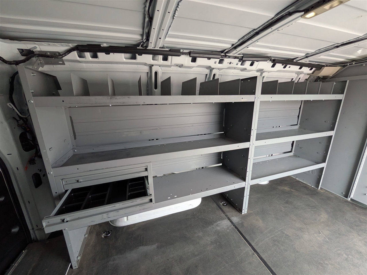 Chevrolet Express Cargo Van RWD 3500 135" 2021