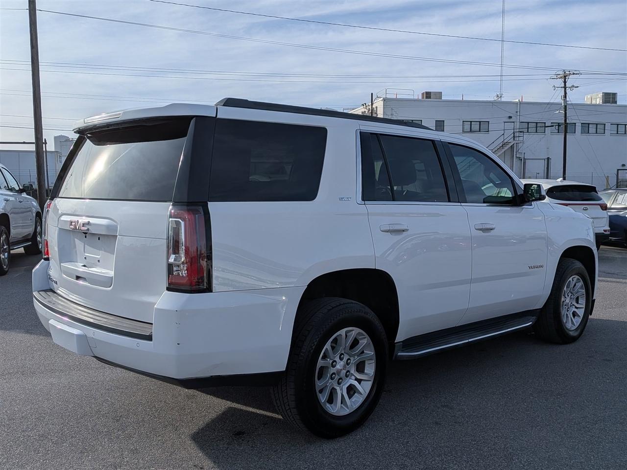 GMC Yukon  2017