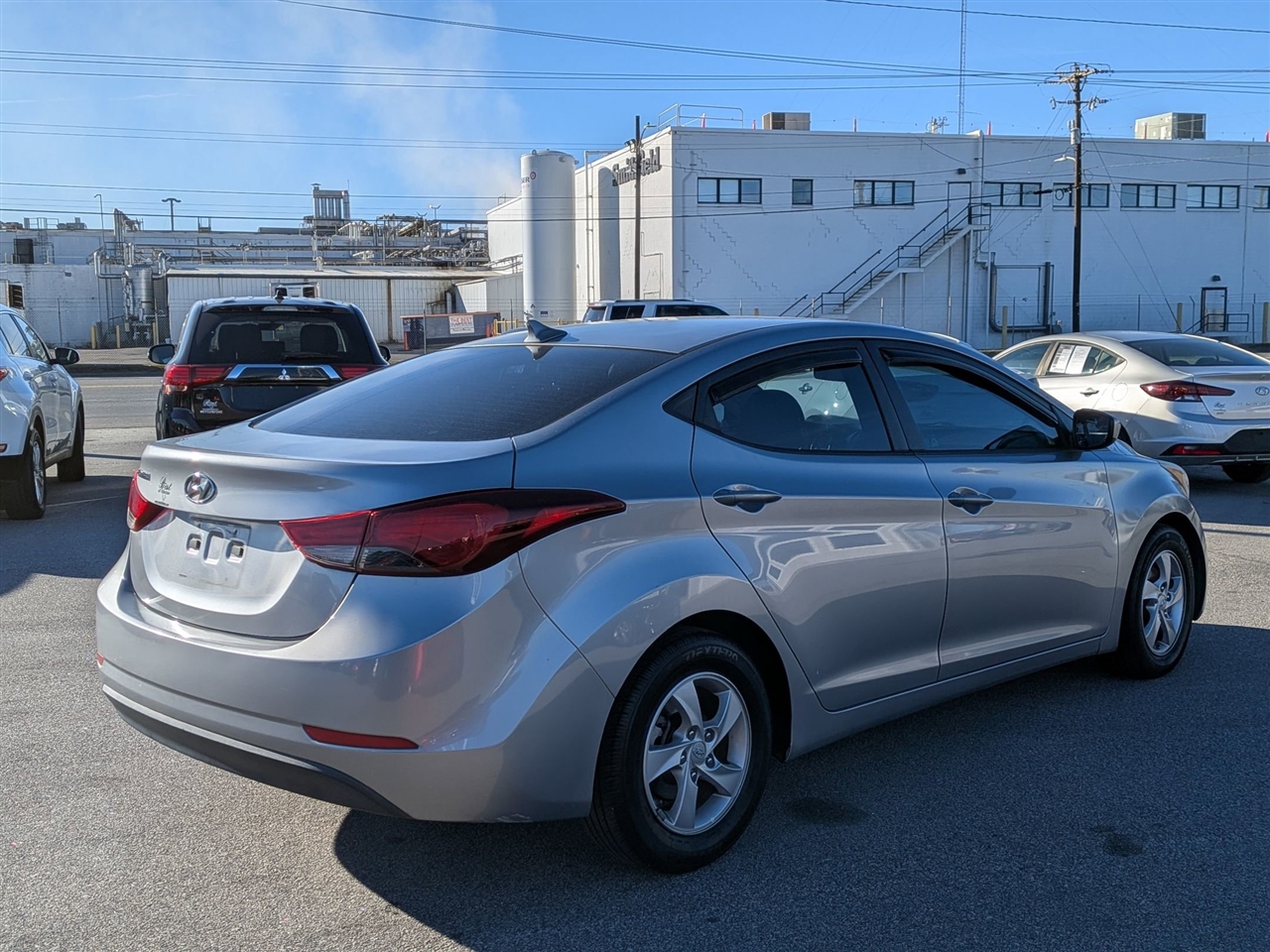 Hyundai Elantra  2015