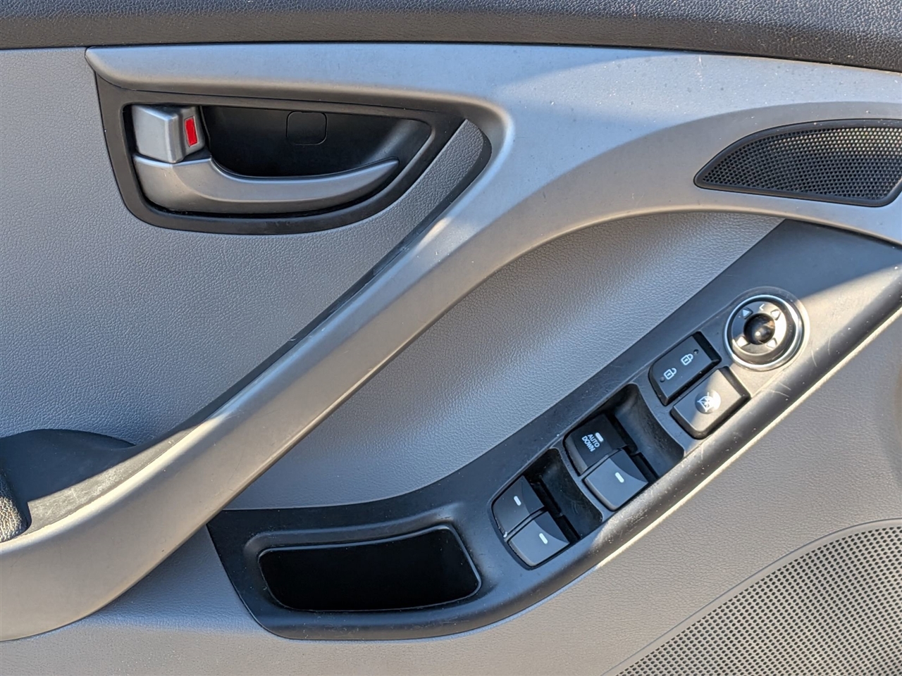 Hyundai Elantra  2015