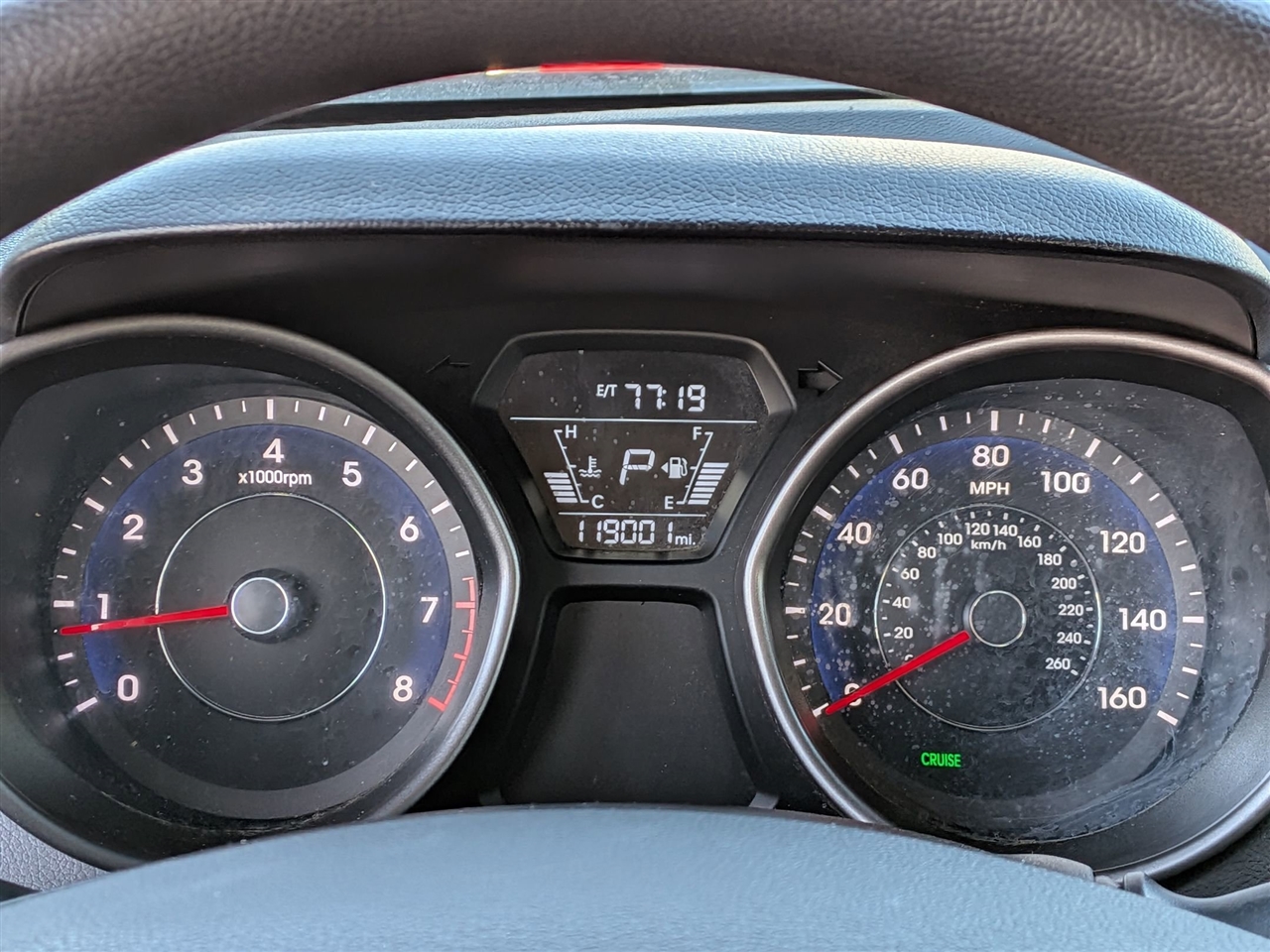 Hyundai Elantra  2015