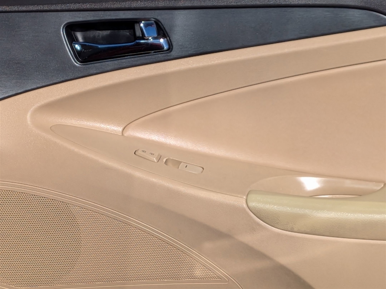 Hyundai Sonata  2013