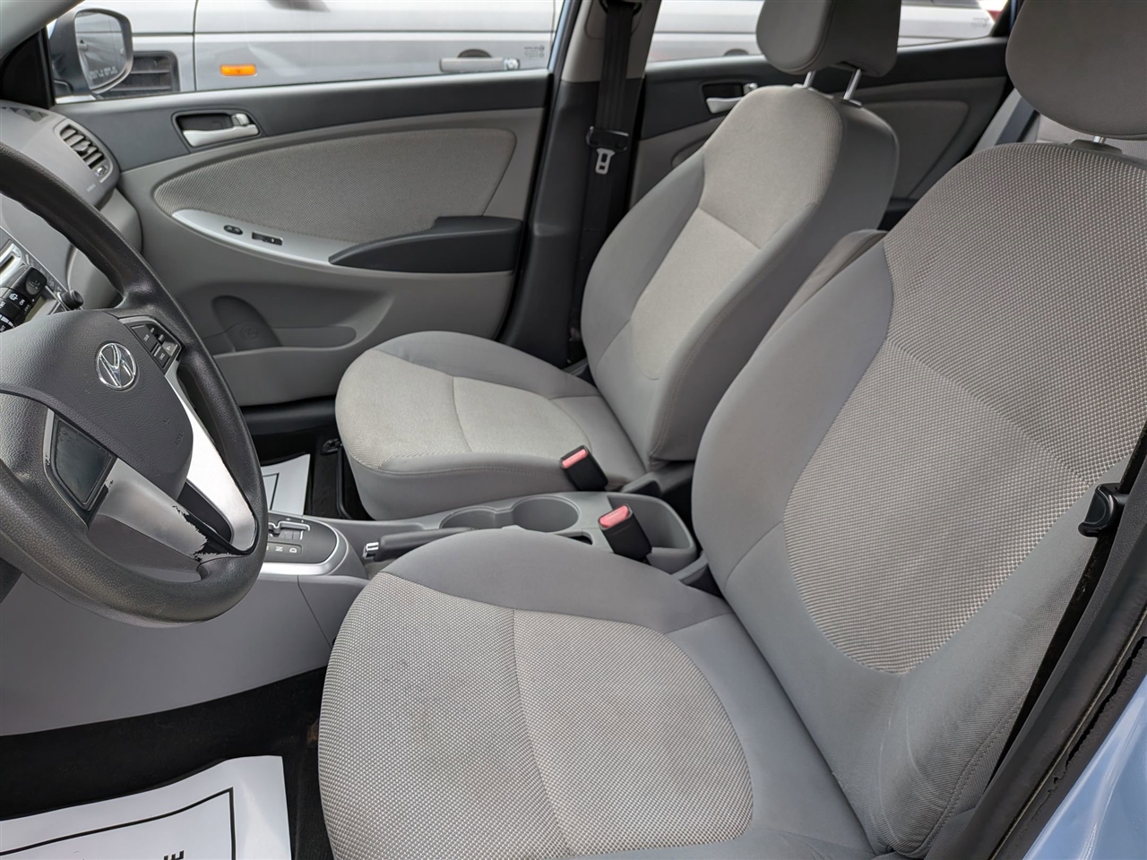 Hyundai Accent  2013