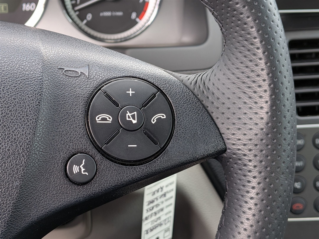 Mercedes-Benz C-Class  2011