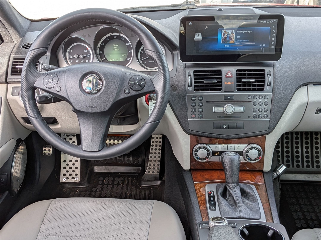 Mercedes-Benz C-Class  2011