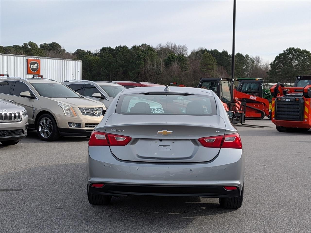 Chevrolet Malibu  2024