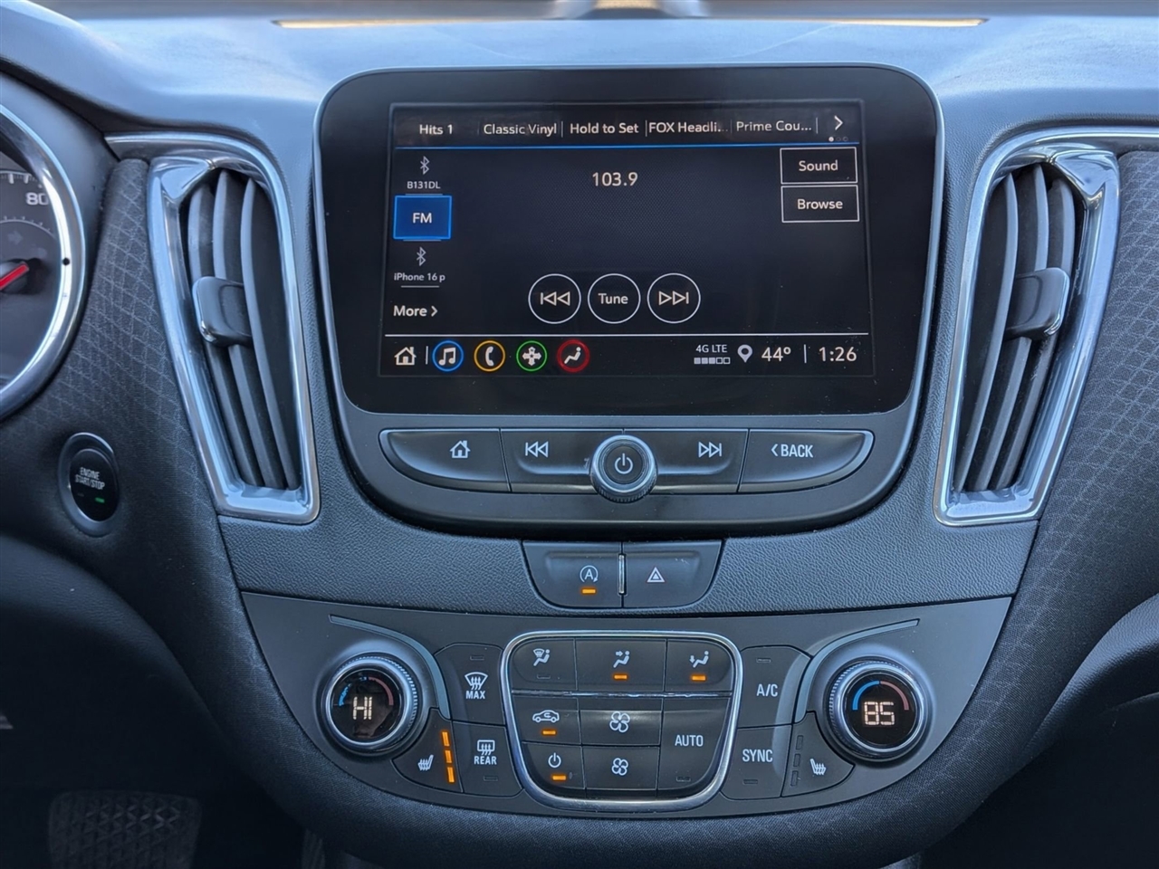 Chevrolet Malibu  2021