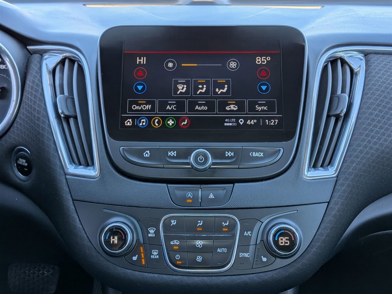 Chevrolet Malibu  2021