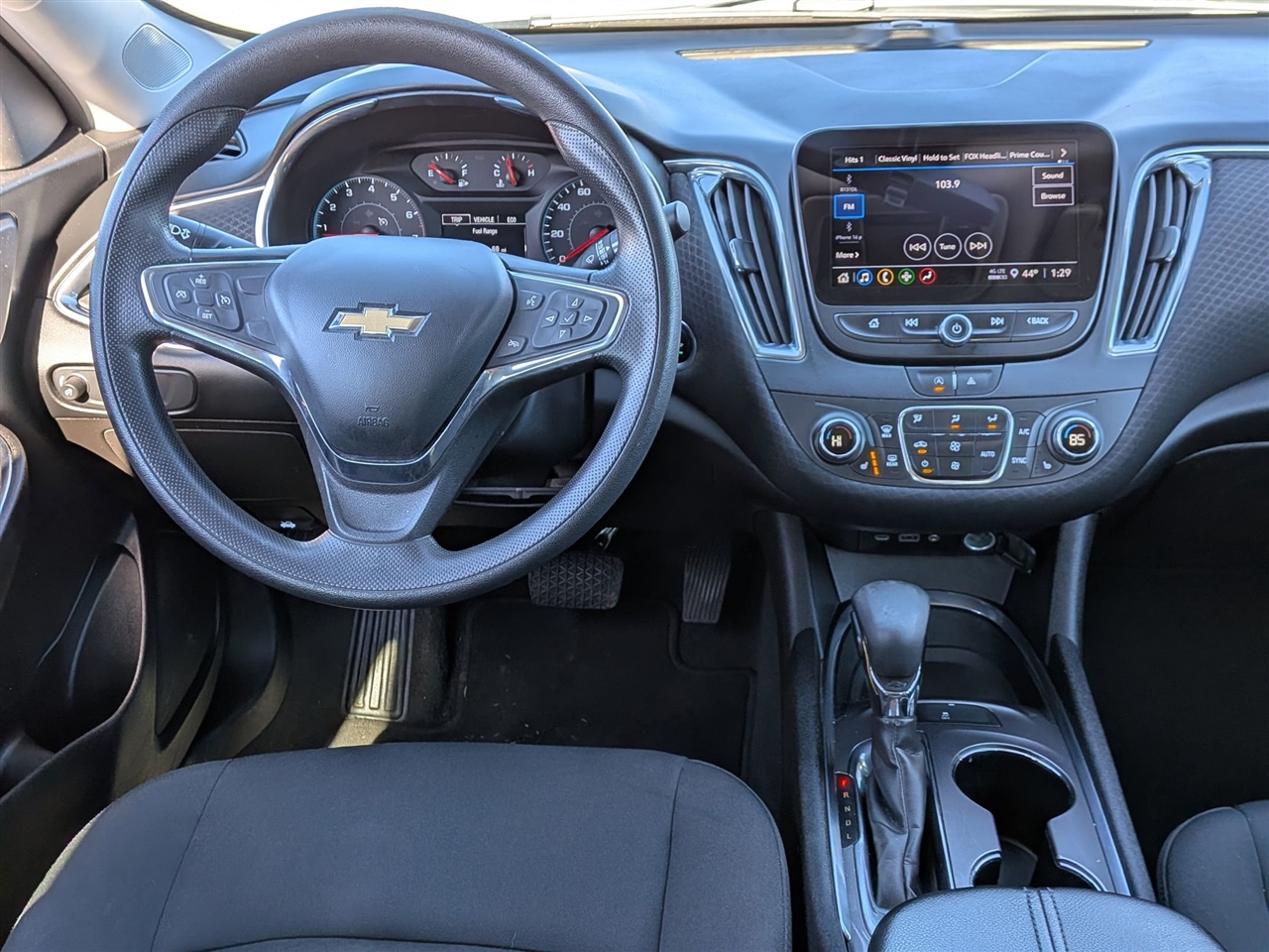 Chevrolet Malibu  2021