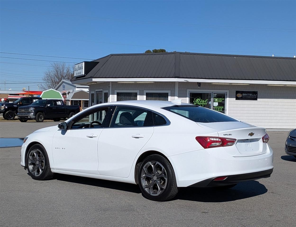 Chevrolet Malibu  2021