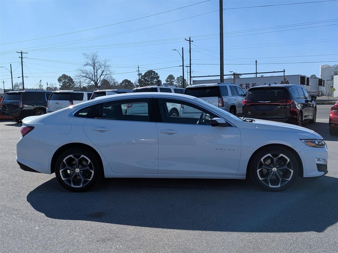 Chevrolet Malibu  2021