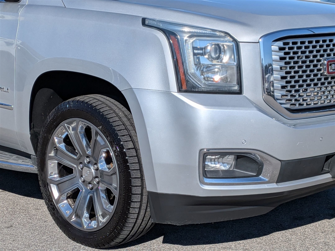 GMC Yukon XL Denali 2016