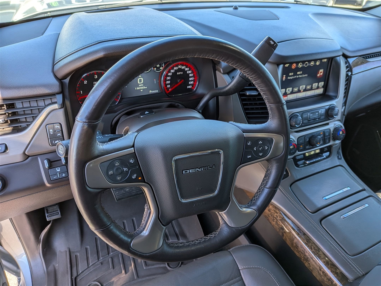 GMC Yukon XL Denali 2016