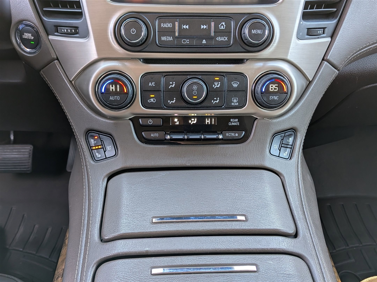 GMC Yukon XL Denali 2016