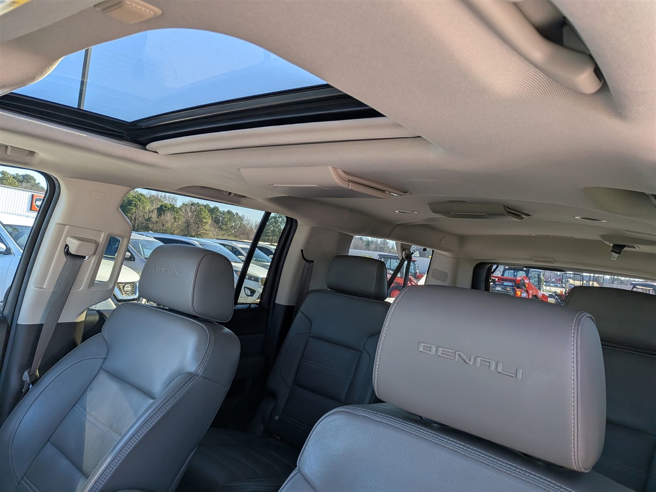 GMC Yukon XL Denali 2016