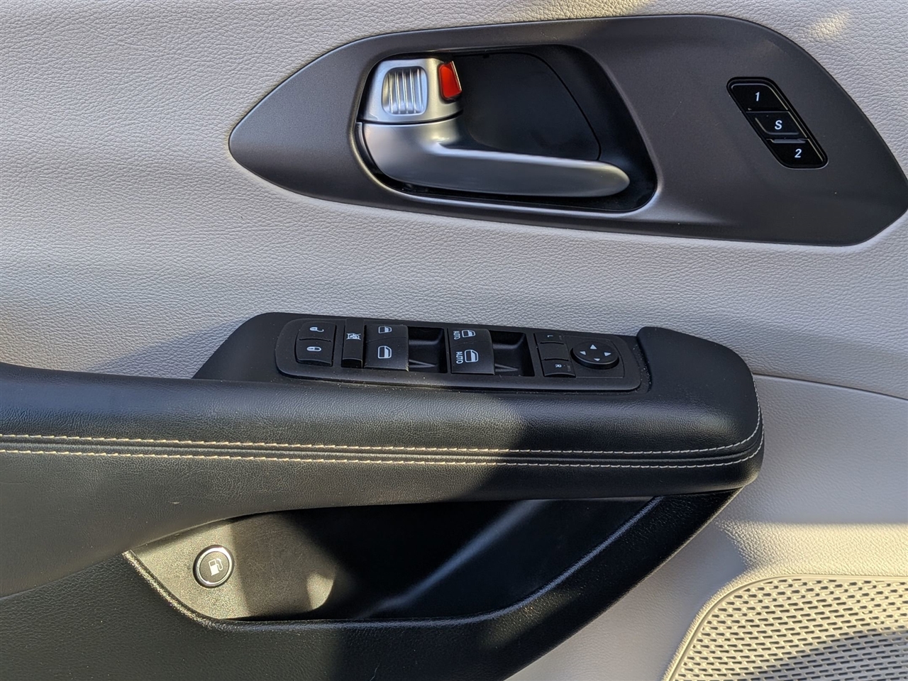 Chrysler Pacifica  2023