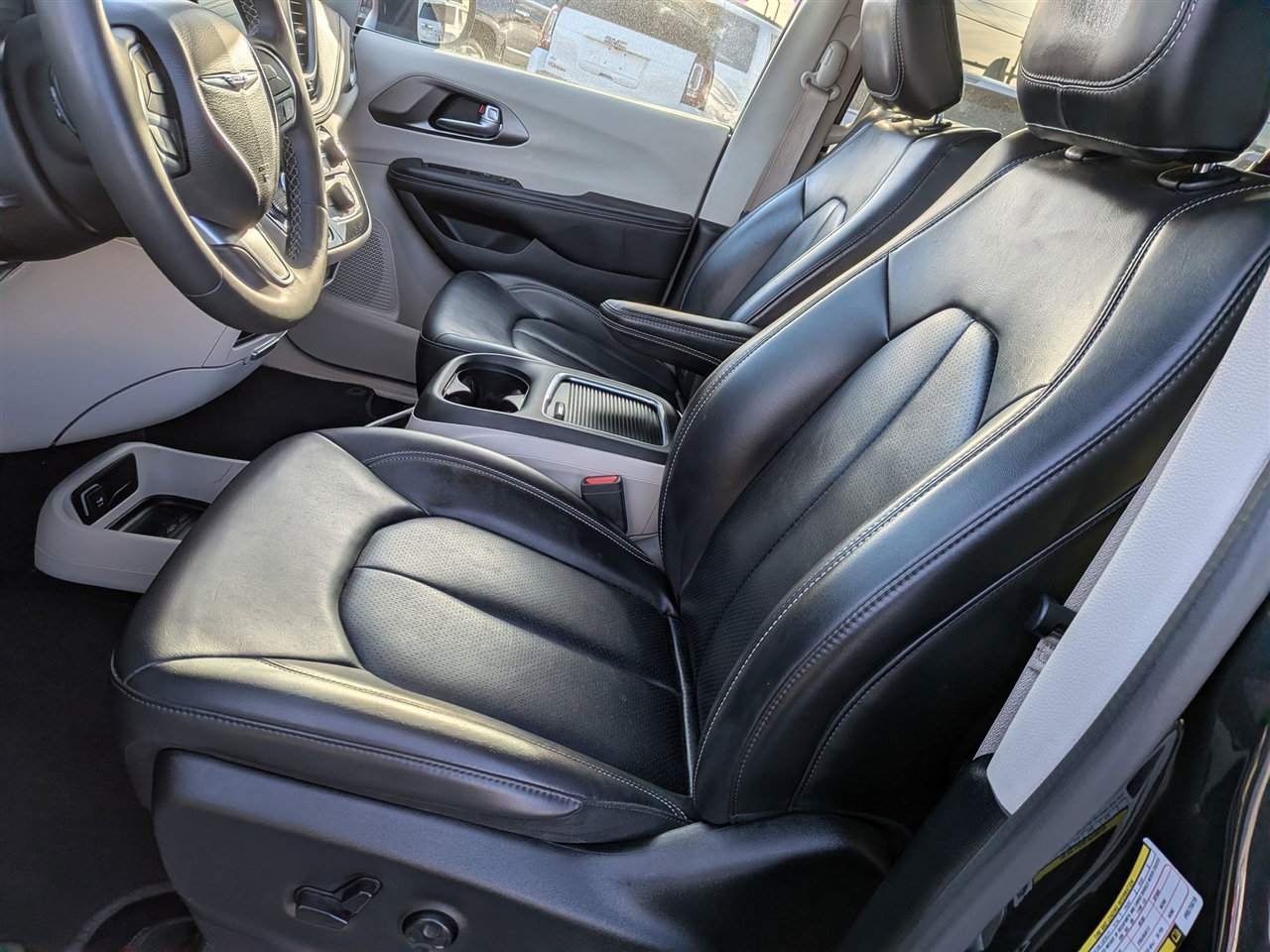 Chrysler Pacifica  2023