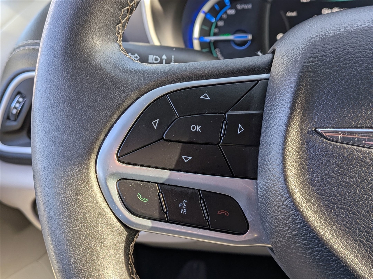 Chrysler Pacifica  2023