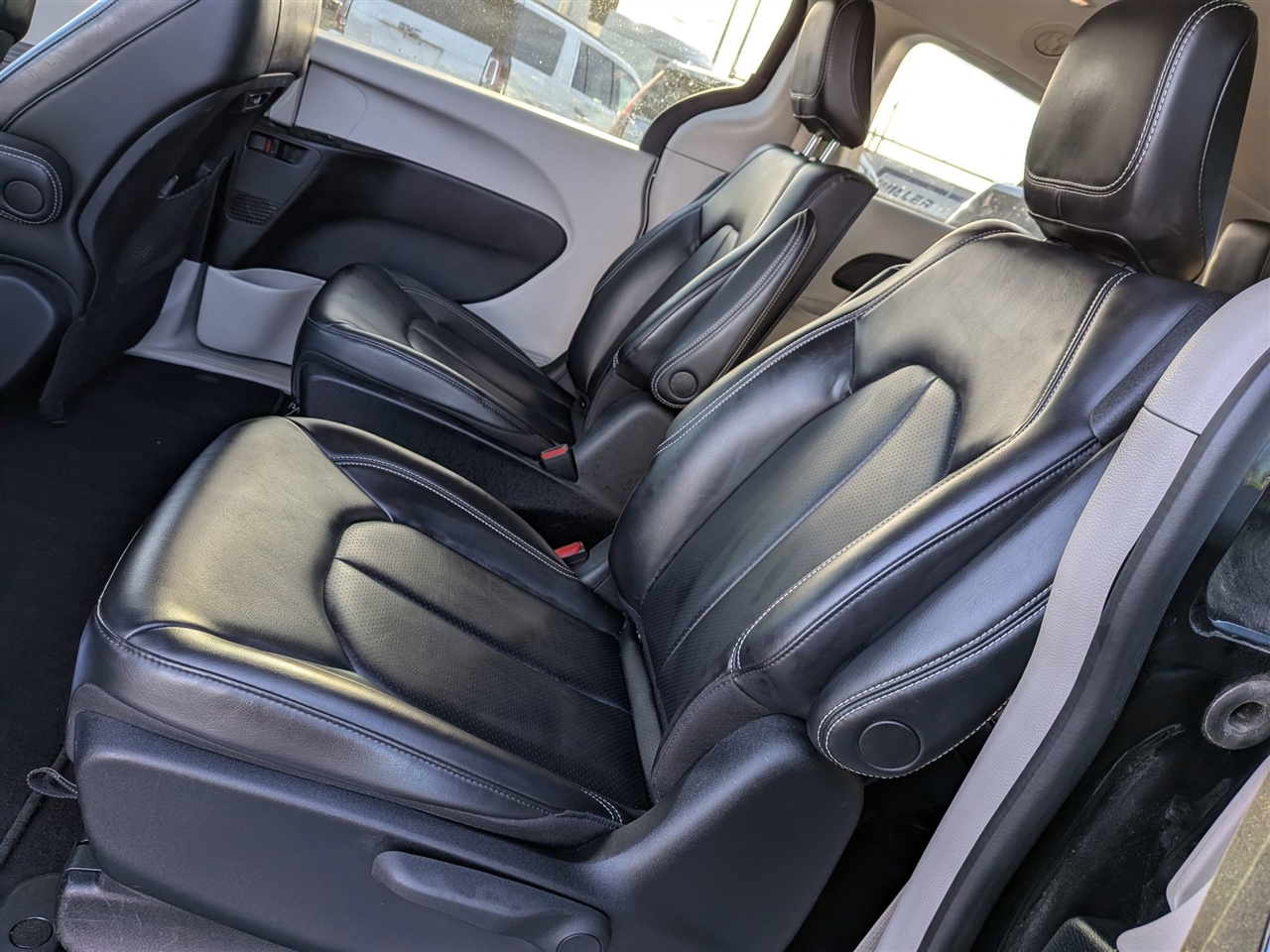 Chrysler Pacifica  2023