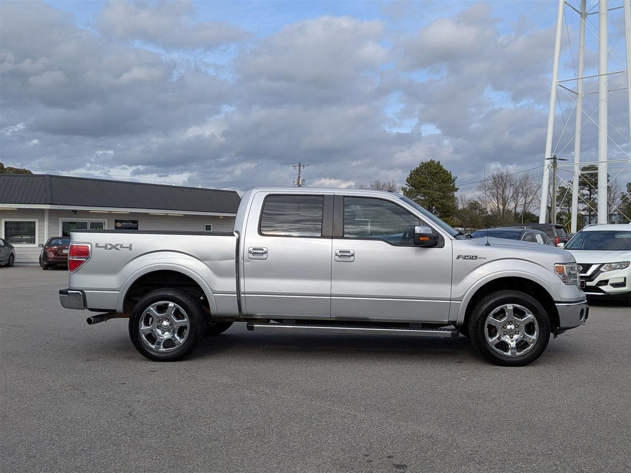 Ford F-150 4WD SuperCab 145" Lariat 2013