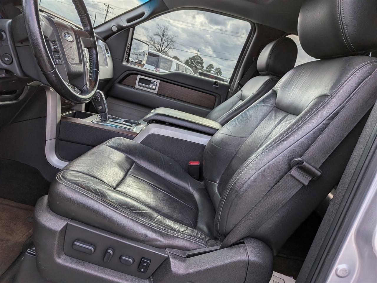 Ford F-150 4WD SuperCab 145" Lariat 2013