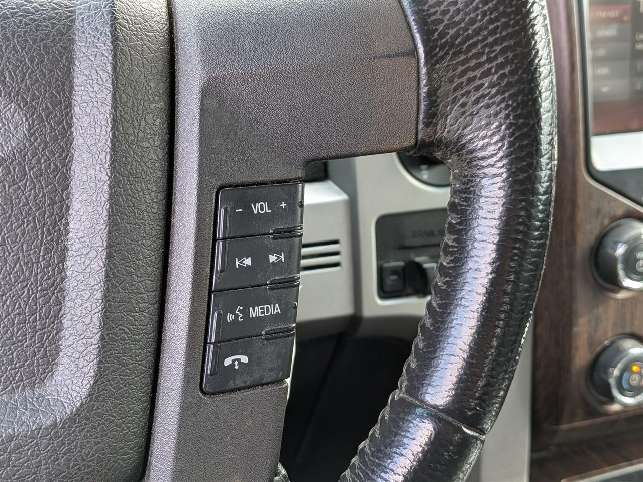 Ford F-150 4WD SuperCab 145" Lariat 2013