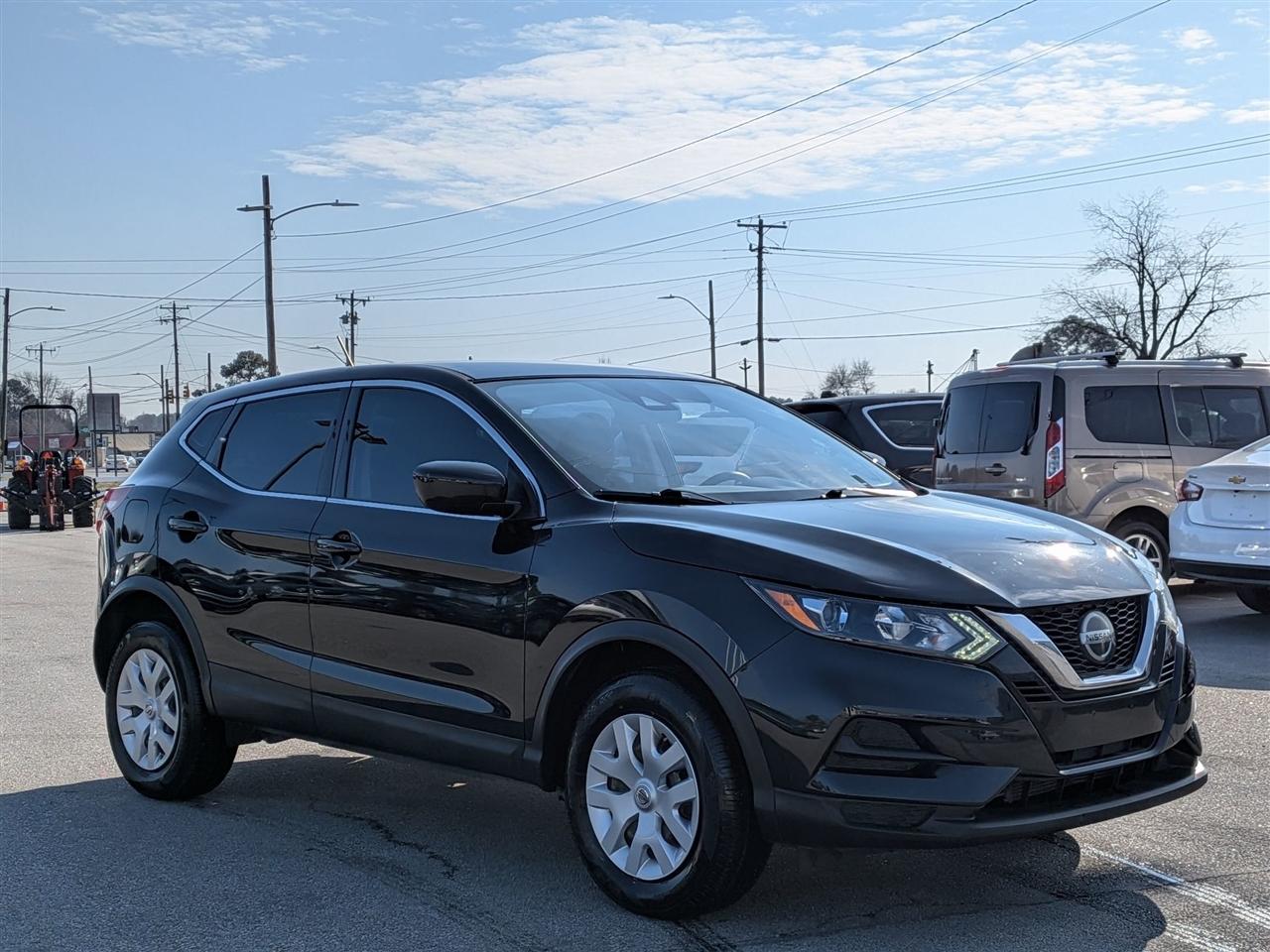 Nissan Rogue Sport  2020