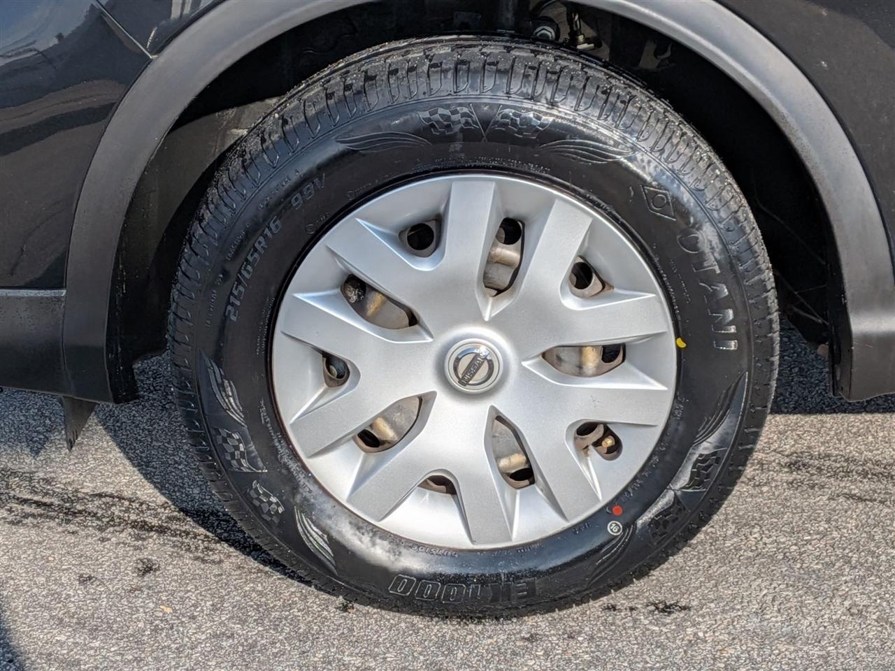 Nissan Rogue Sport  2020