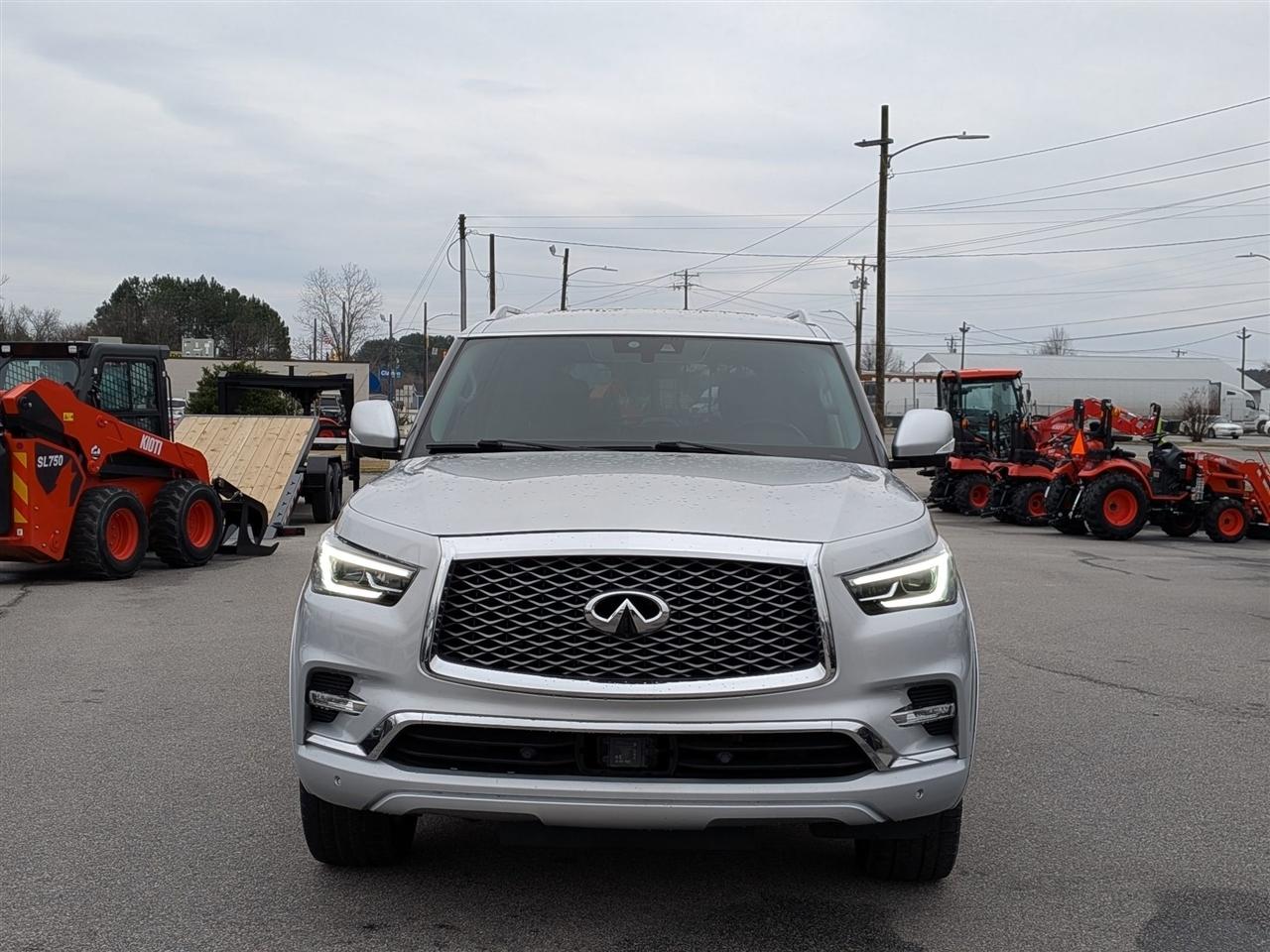 Infiniti QX80  2020