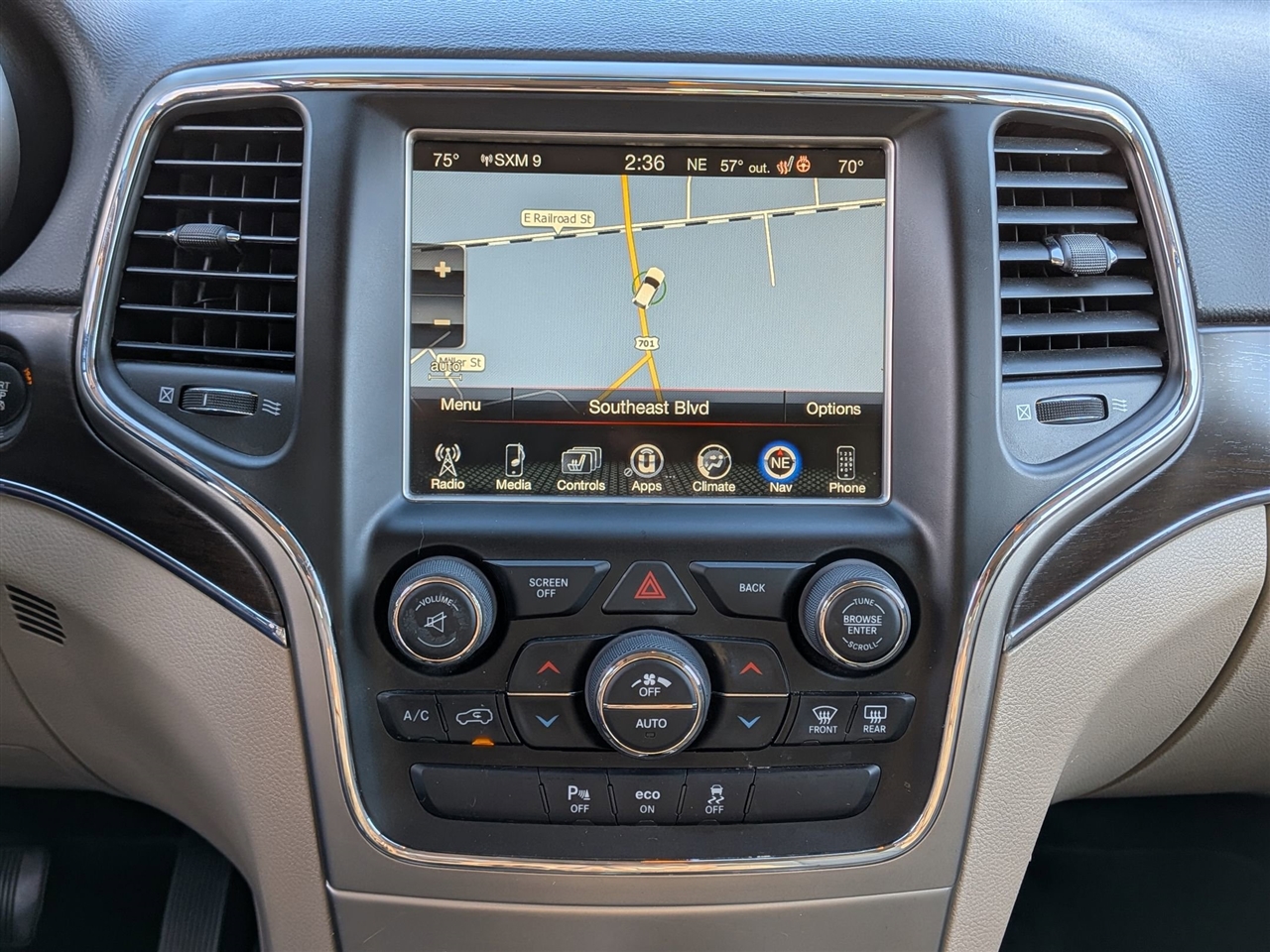 Jeep Grand Cherokee  2015