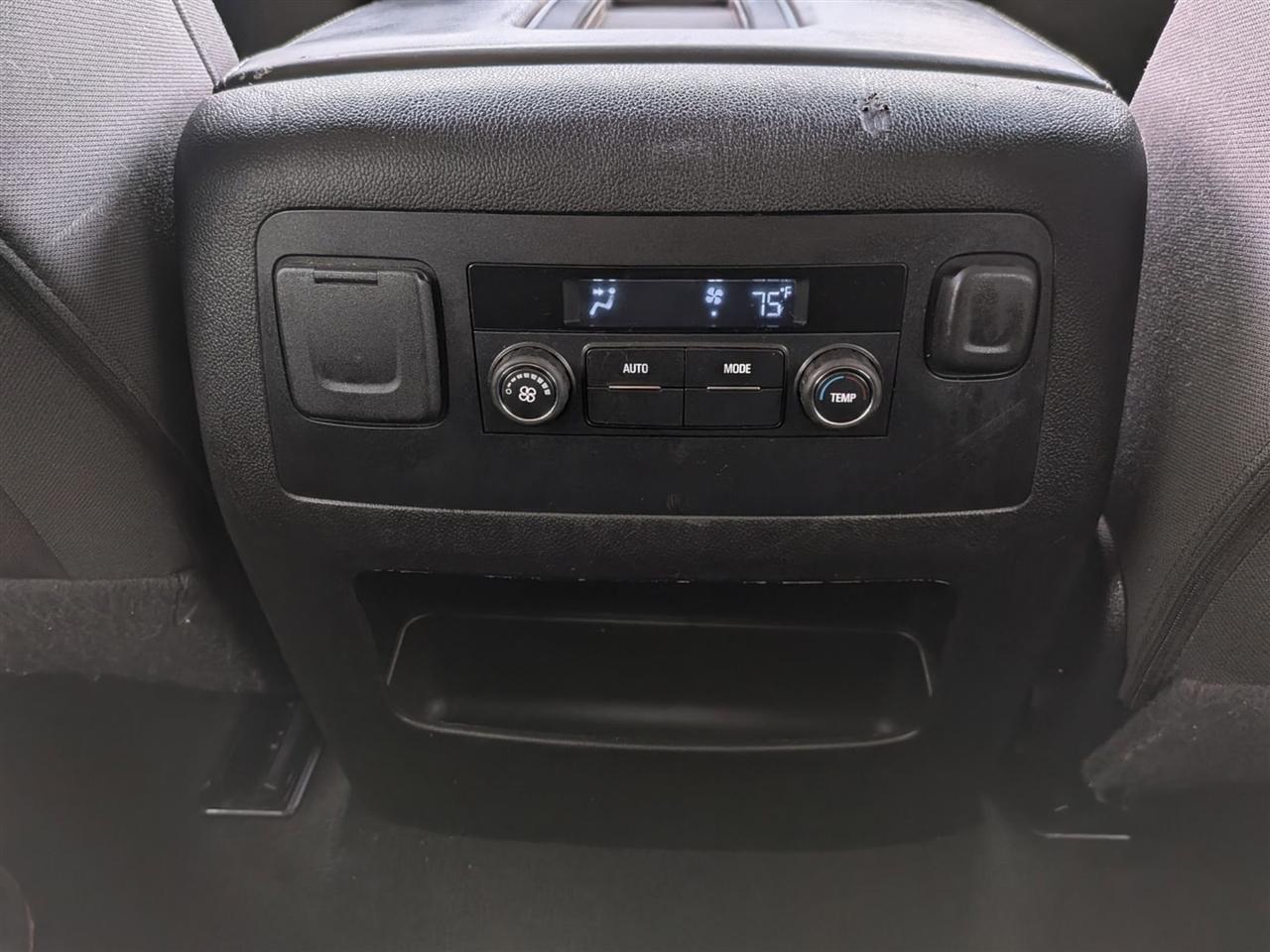 Chevrolet Tahoe  2016