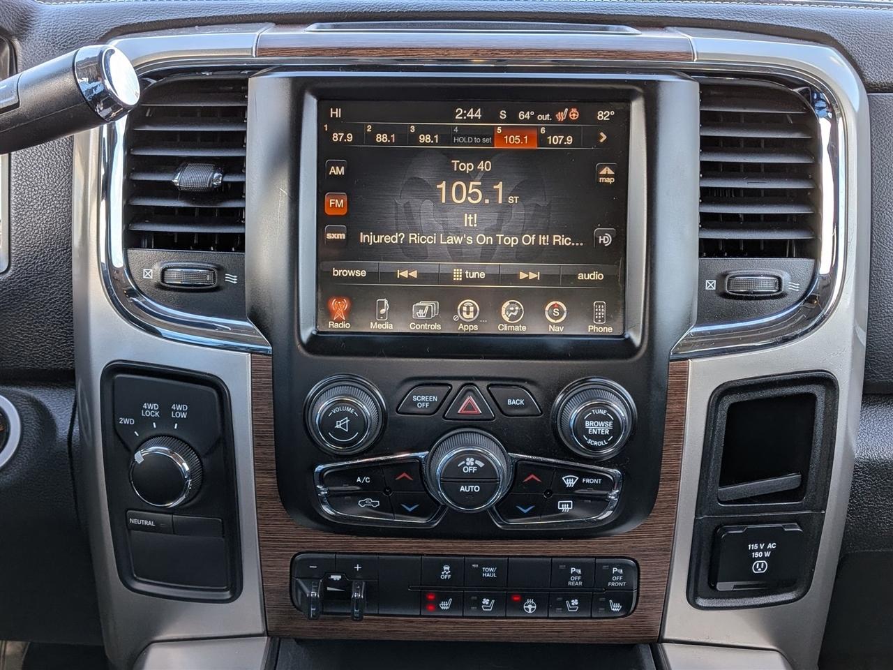 RAM 2500 Laramie Crew Cab SWB 4WD 2016