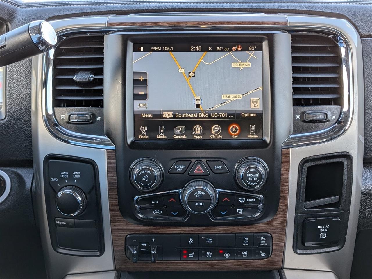 RAM 2500 Laramie Crew Cab SWB 4WD 2016