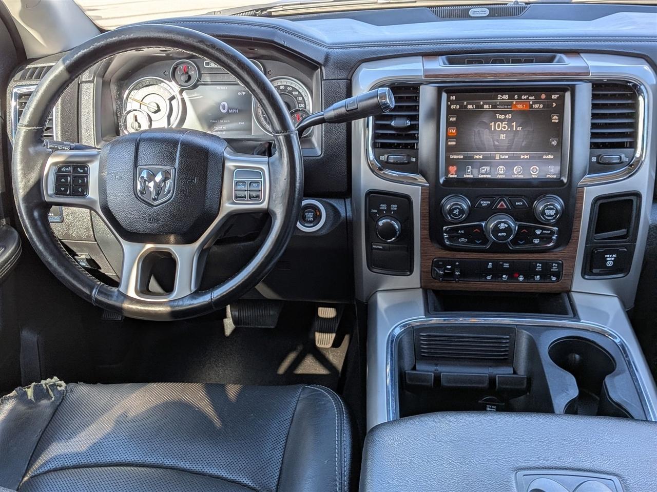 RAM 2500 Laramie Crew Cab SWB 4WD 2016