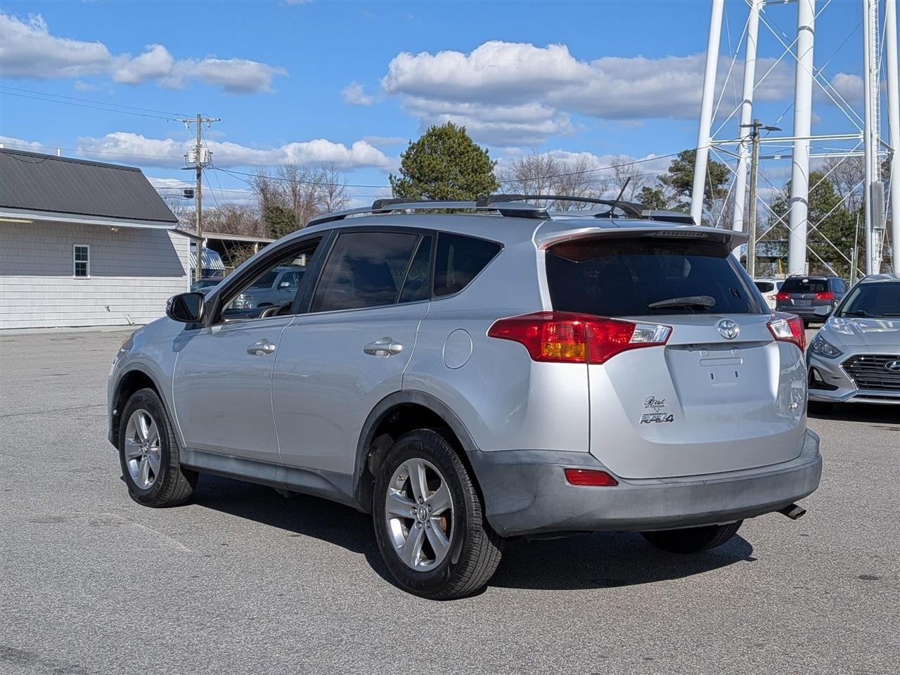 Toyota RAV4  2015