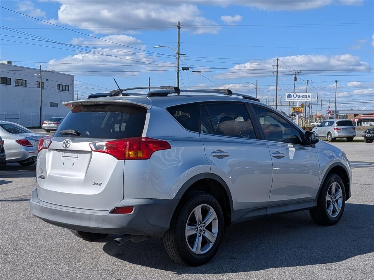 Toyota RAV4  2015