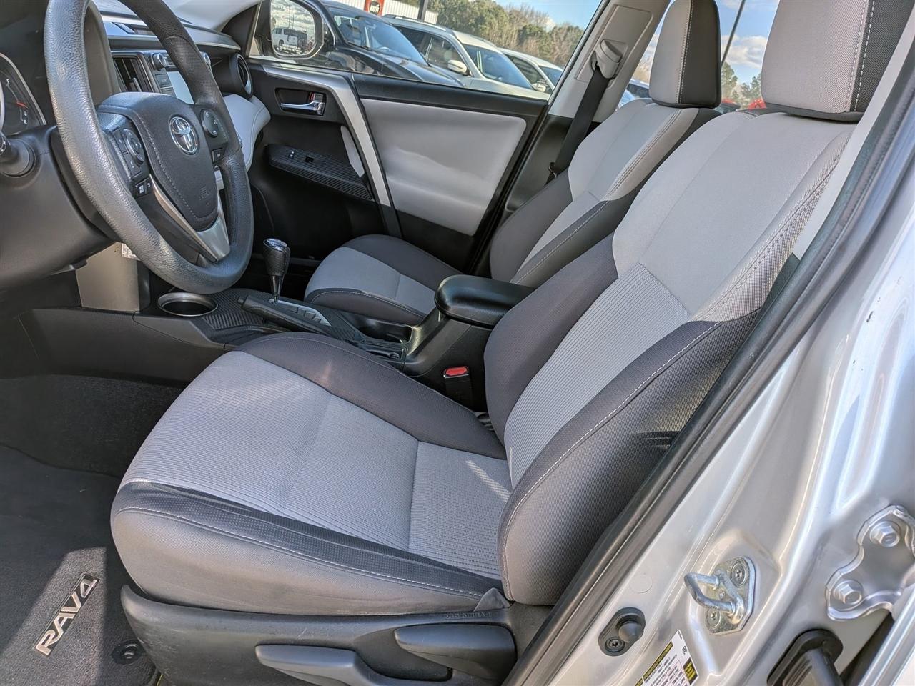 Toyota RAV4  2015