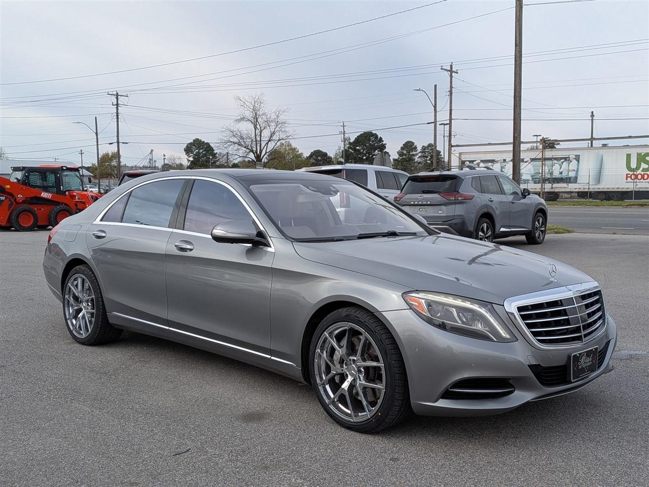 Mercedes-Benz S-Class 4dr Sdn S 550 4MATIC 2015
