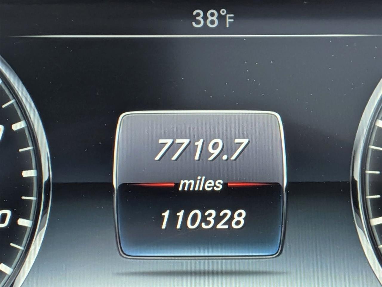 Mercedes-Benz S-Class 4dr Sdn S 550 4MATIC 2015