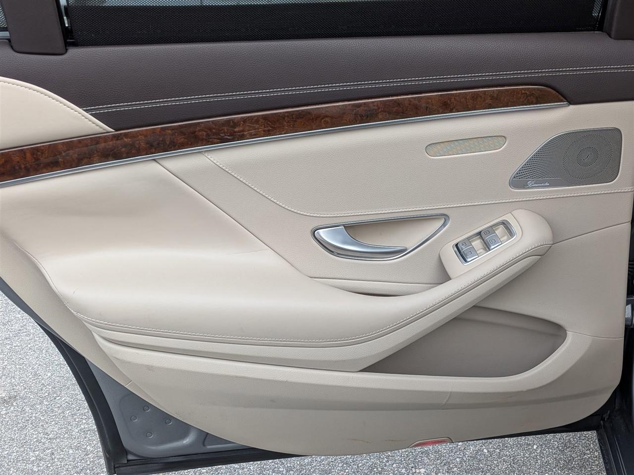 Mercedes-Benz S-Class 4dr Sdn S 550 4MATIC 2015