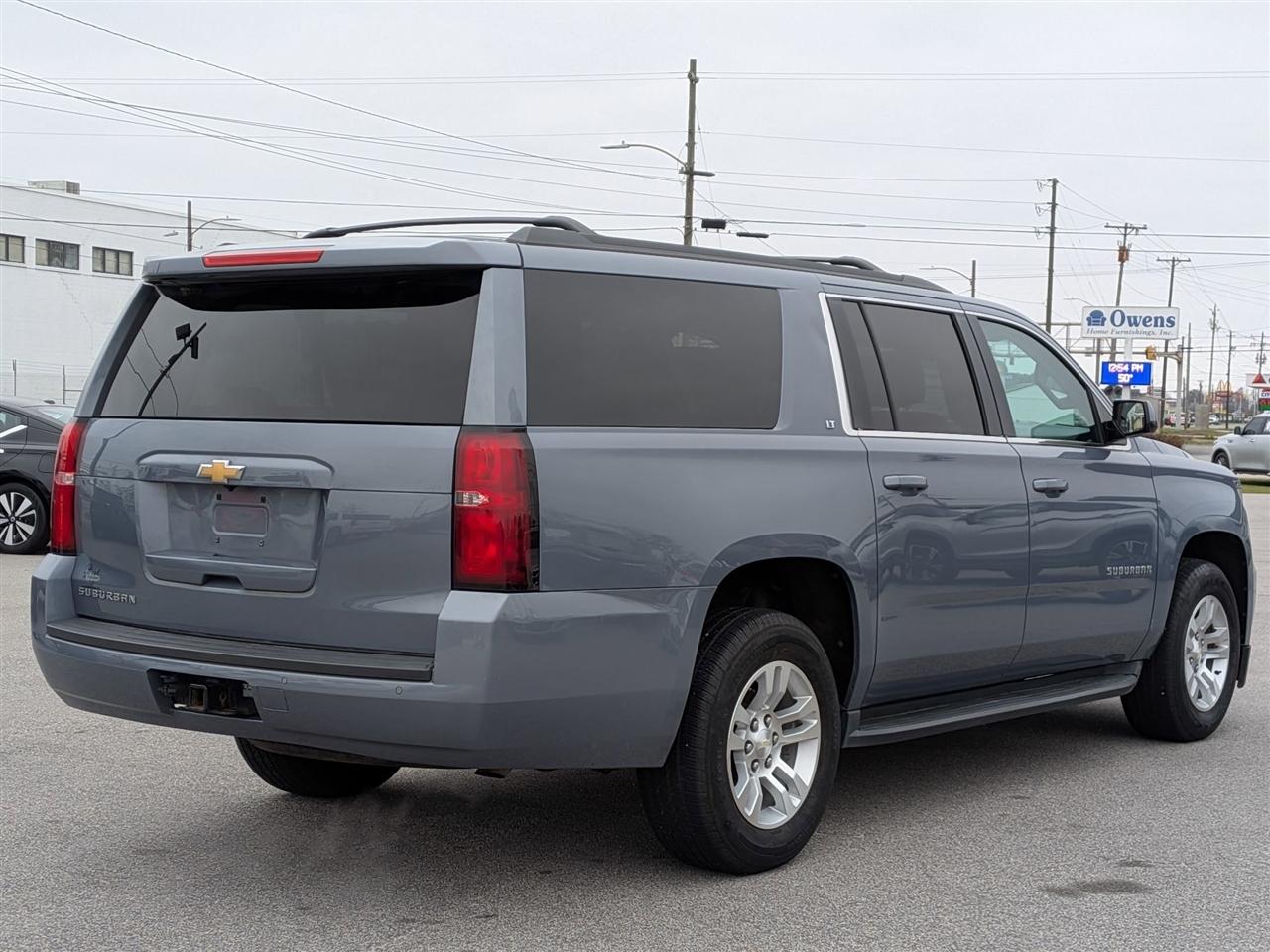 Chevrolet Suburban  2016