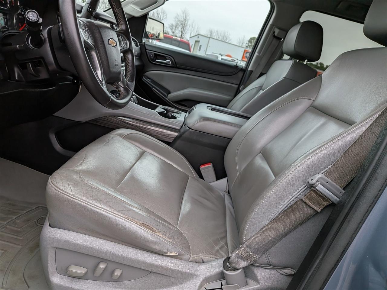 Chevrolet Suburban  2016