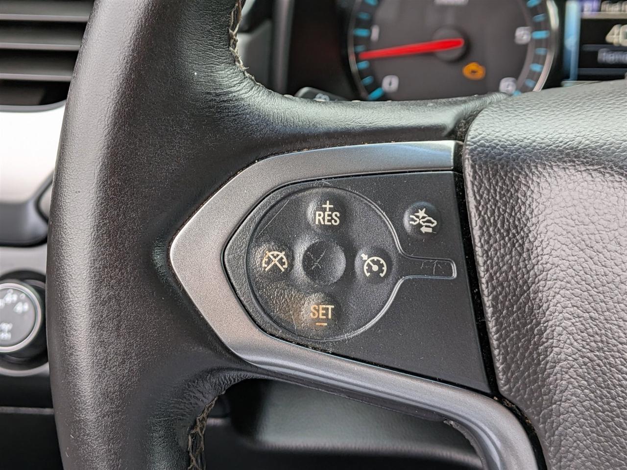 Chevrolet Suburban  2016