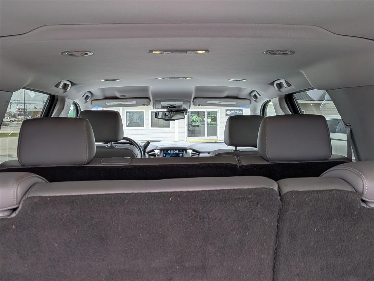 Chevrolet Suburban  2016