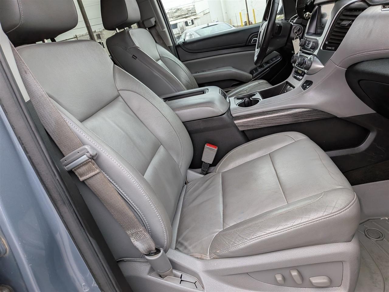 Chevrolet Suburban  2016